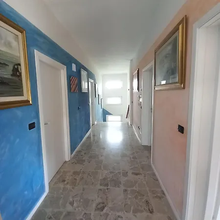 Villalbero Bed & Breakfast *